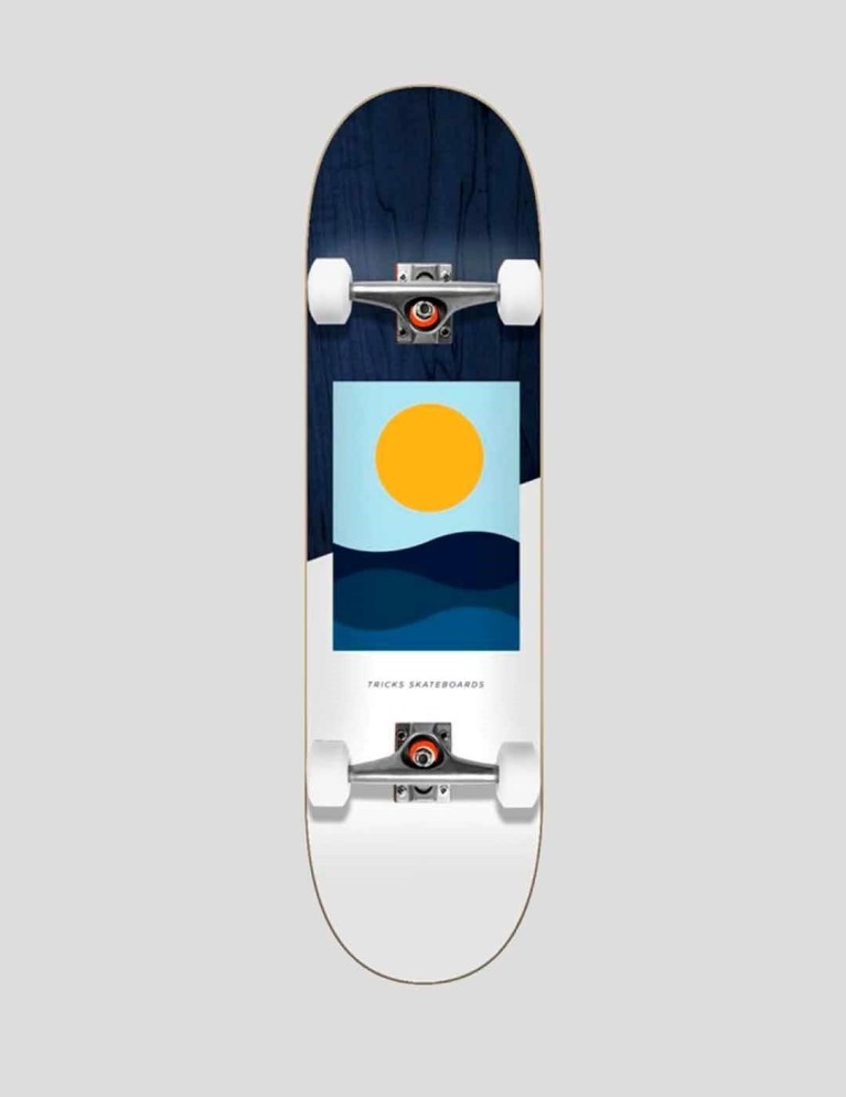 Skate completo TRICKS seja 8 ́ ́